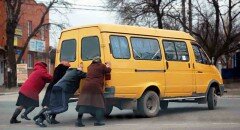 Наезд на перевозчиков. Почему маршрутки в Беларуси стали «нелегальными»